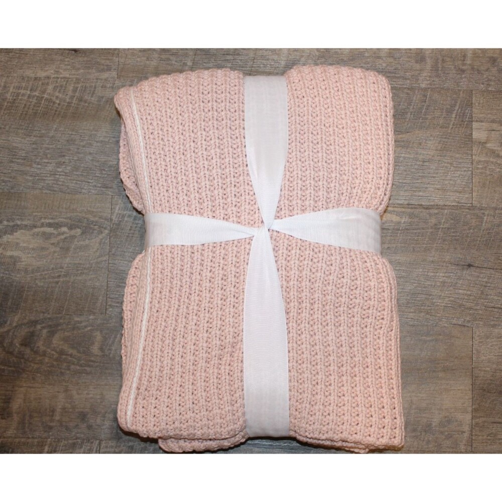 UGG HOME WAFFLE KNIT SWEATER THROW BLANKET PINK 50 X 70 NEW - Picture 4 of 4